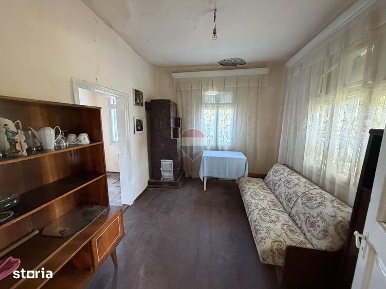 Casă cu 3 camere cu Teren 900 Mp în Soveja