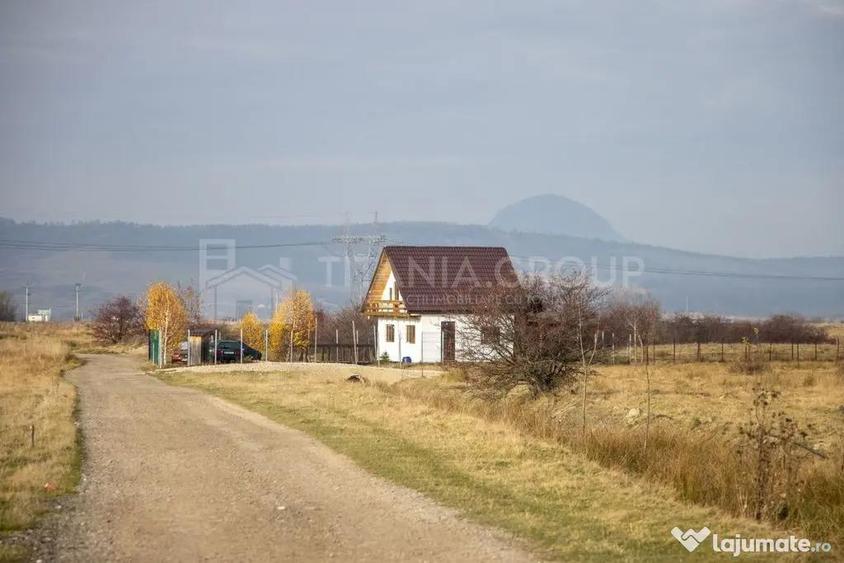 Teren de 1200 mp, în Sohodol