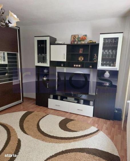 Apartament cu 3 camere decomandat, mobilat în Nerva Traian