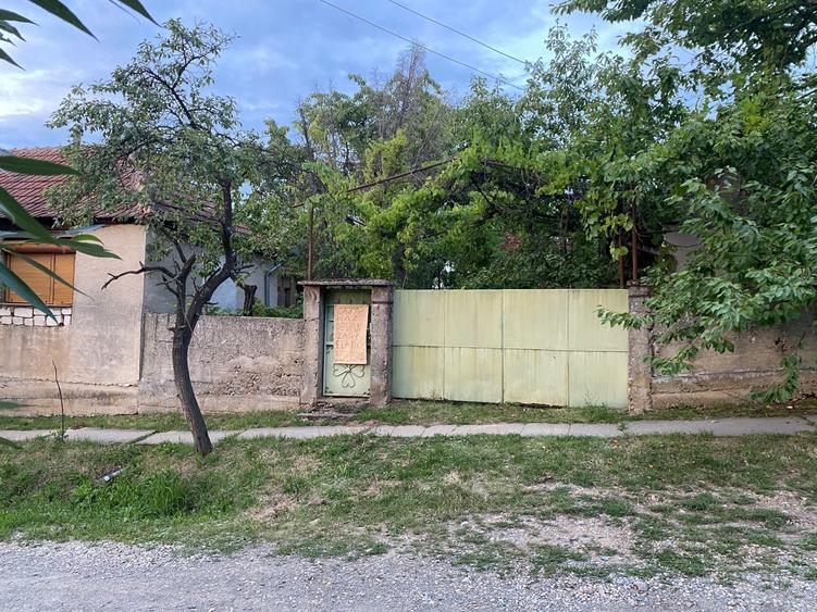 Casă cu 3 camere în Șișterea