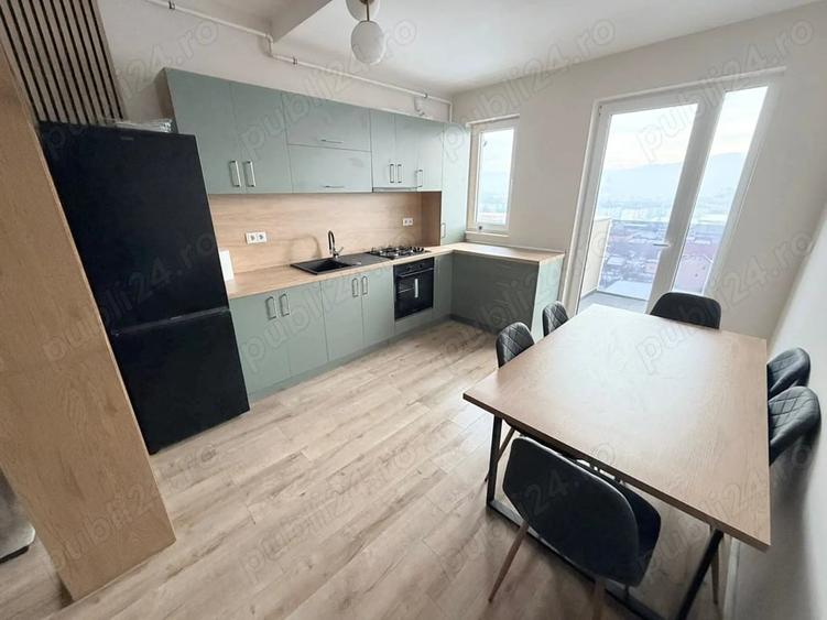 Apartament cu 2 camere decomandat în Central