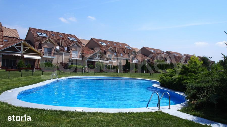 Casă cu 7 camere cu Teren 250 Mp în Central