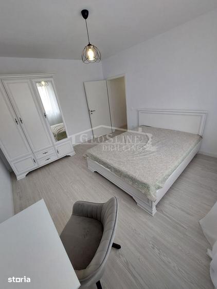 Apartament cu 3 camere decomandat în Chinteni