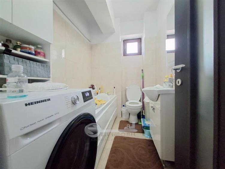 Apartament cu 2 camere semidecomandat, mobilat în Cug
