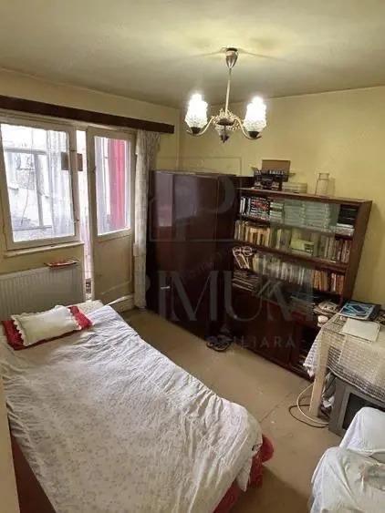 Iulius Mall- apartament 2 camere, etaj 1, centrala proprie, zona excelenta - 1