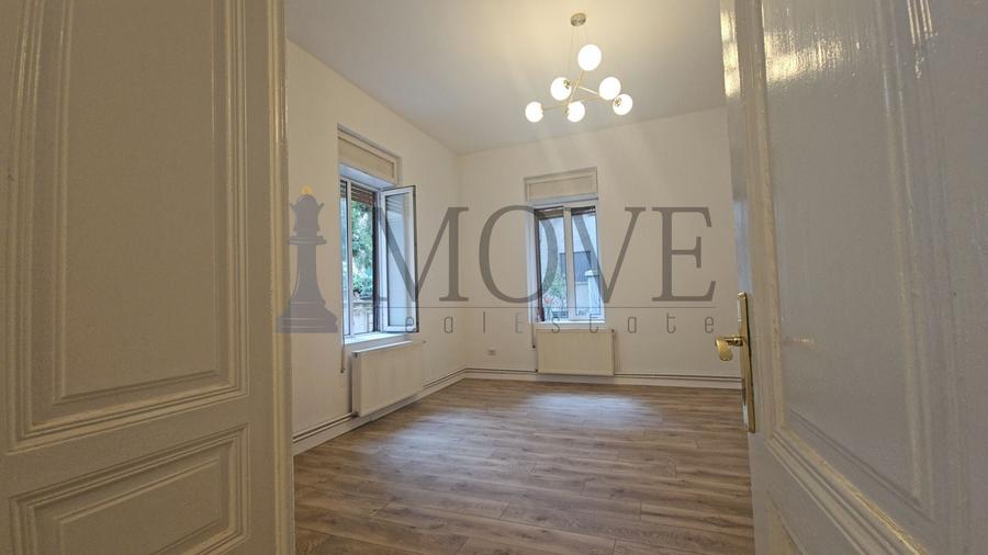 Caderea Bastiliei - Biroul tau cu personalitate - 6