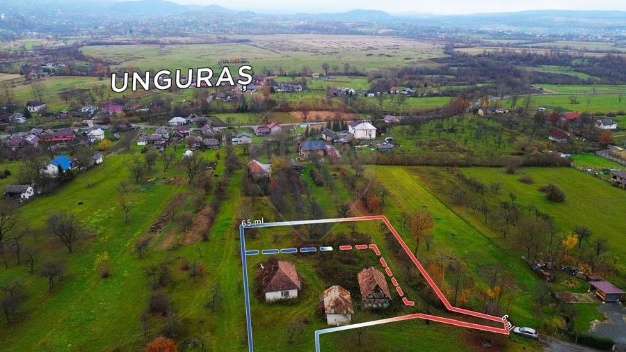 Teren de vânzare Unguraș cu priveliște si anexe - 2