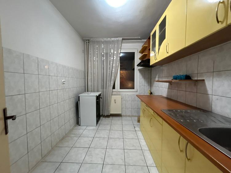 Titan 2 Camere Parter 52 Mp Instalatii Schimbate 12 Min Metrou - 9