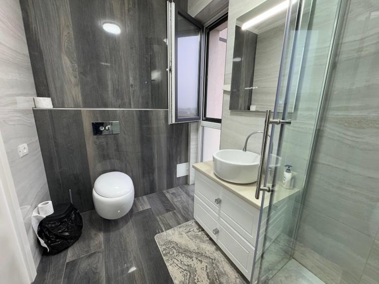 De vanzare Apartament cu 2 camere mobilat si utilat complet, situat la ETAJUL 2 - 10