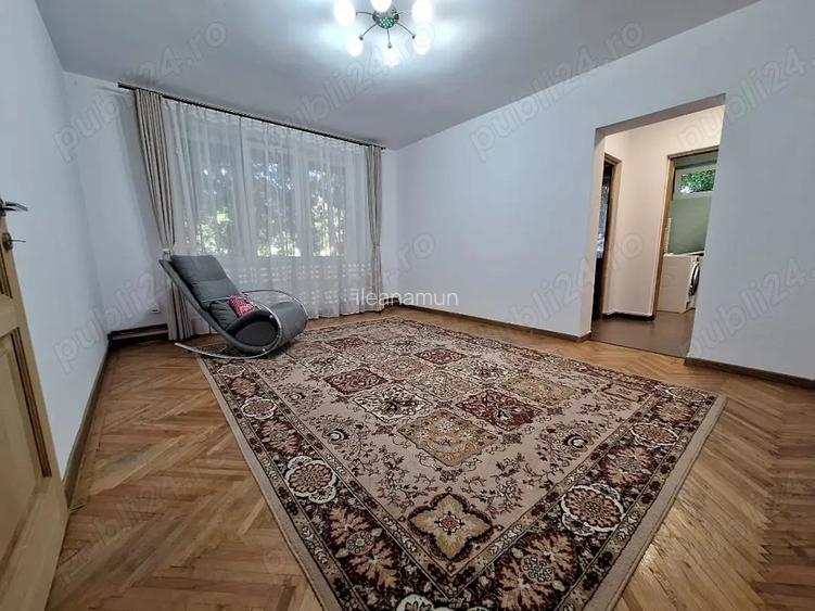 Apartament 2 camere,zona Tractorul