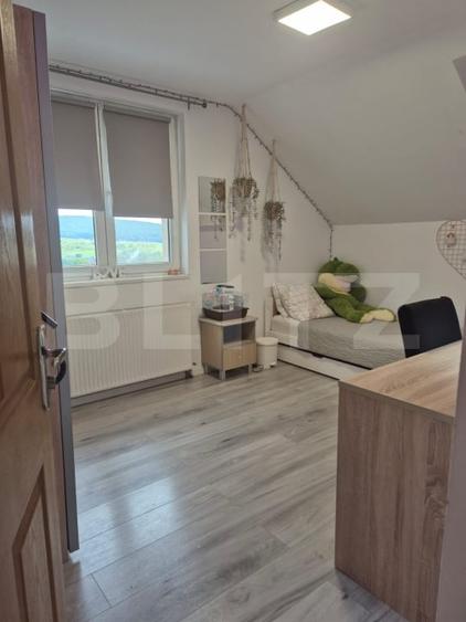 Vila de vanzare in Livezeni cu privelste deosebita, 970mp teren - 4