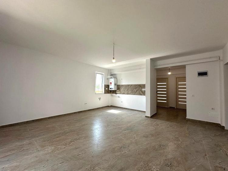 COMISION 0%! MUTARE IMEDIATA! 3 CAMERE CU GRADINA - 2