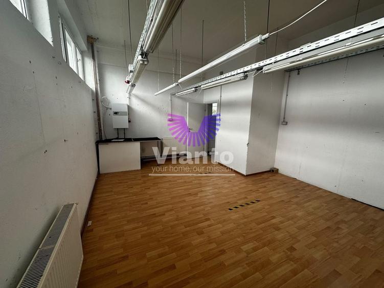 Birou, de 385 mp, în Central