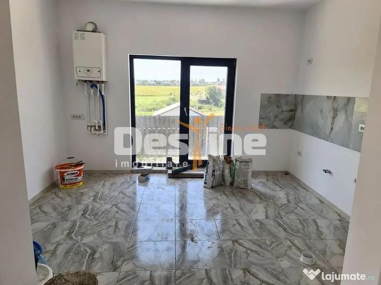 Casă cu 4 camere cu Teren 405 Mp în Vorovești