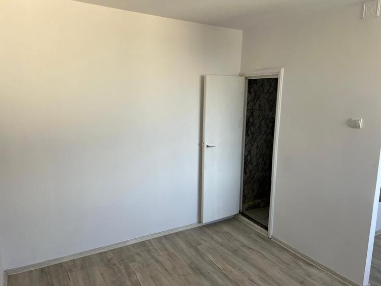 Salaj, Tunsu Petre, Aleea Livezilor - 4