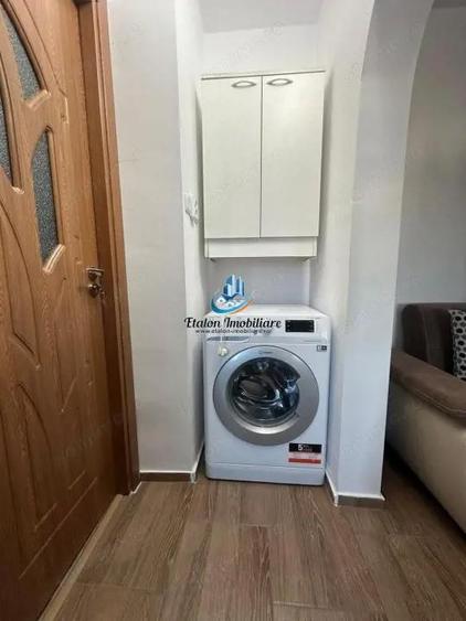 Inchiriez Apartament 2 camere semidecomandat, Str. Mihai Eminescu - 2