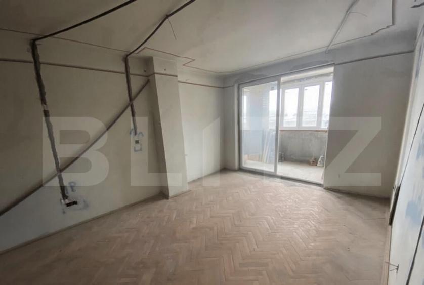 Apartament de vanzare - Semifinisat - Zona Centrala - 1