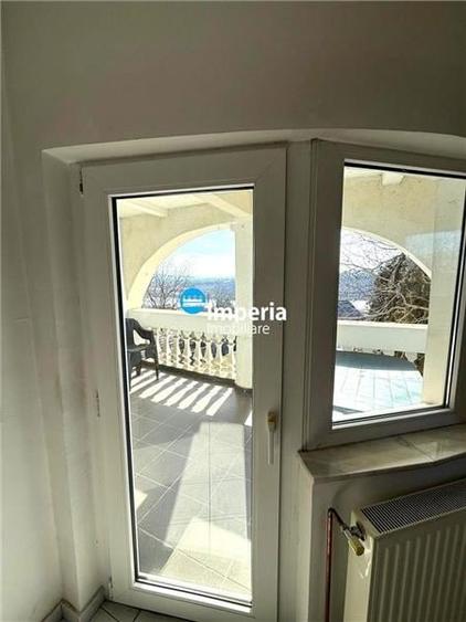 Vila 6 cam, 2400 teren, Garaj, crama,  5 drumuri Valea Adanca - 7