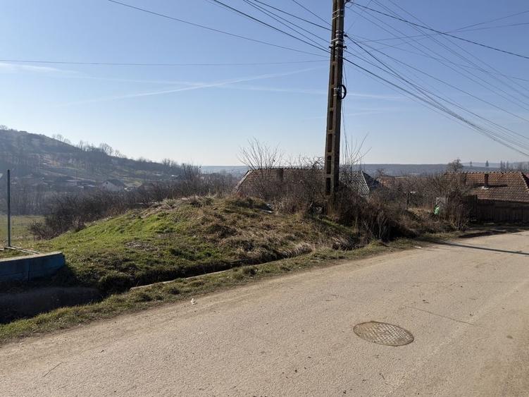 Teren de 2666 mp, în Bonț