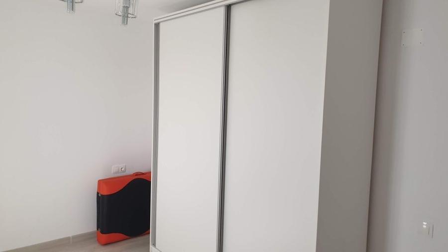 Propietar inchiriez casa complet utilata si mobilata, panouri , robot - 7