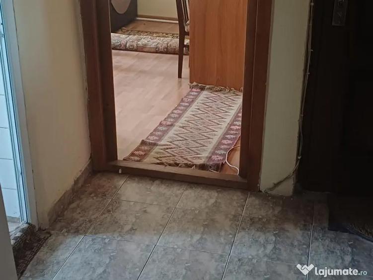 Apartament 2 camere strada Alexandru Ghica intersectie cu str. Bucuresti. - 4
