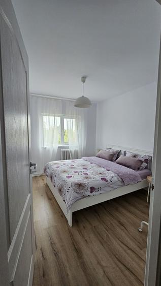 Apartament 3 camere, decomandat, Soarelui, etaj intermediar - 3