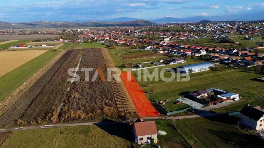 Teren intravilan in localitatea Bod - 2