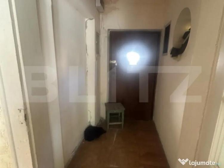 Casa de locuit, 252 mp cu 842 mp teren, zona Titulescu - 9