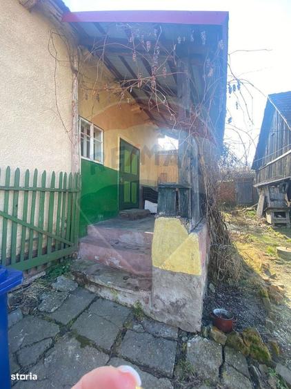 Casa veche de vanzare cu teren mare in Copsa Mica - 3