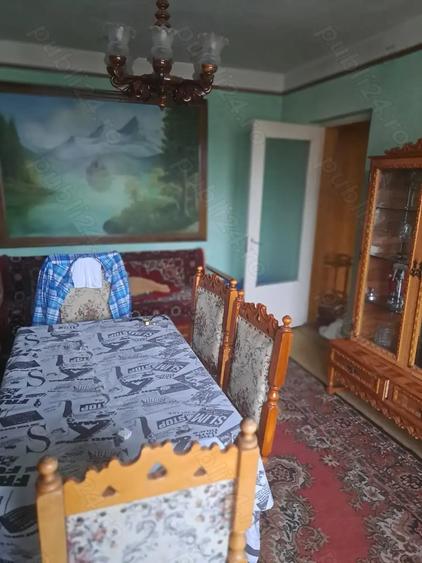 Apartament cu 4 camere decomandat în Sebeș