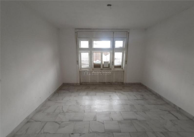 Berliste, Casa pt 2 Familii, la Sosea, Pret Negociabil - 36