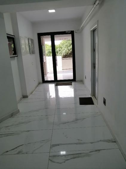 Apartament cu 2 camere, mobilat  - 1