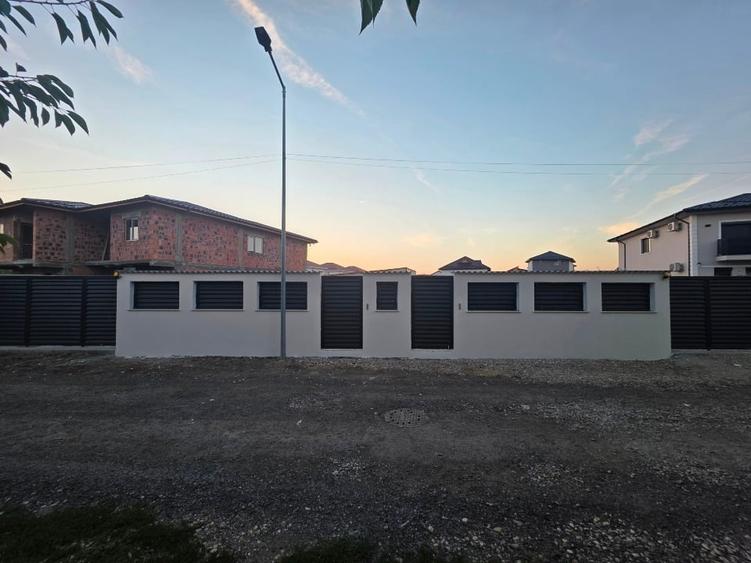 Teren Construcții intravilan de 2376 mp, în Central