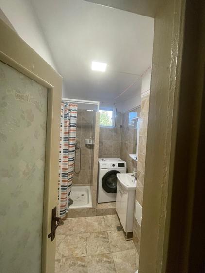 vând apartament 3 camere, centrul orașului Tecuci - 7
