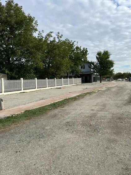 Hala + Birouri de Vanzare inchiriere +teren 2368 mp - 4