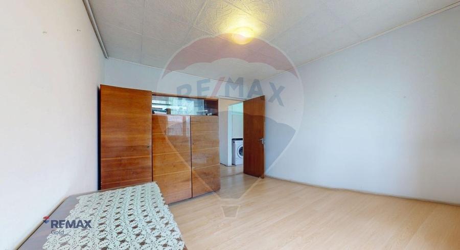 Apartament cu 4 camere de vânzare în zona Ozana - 6