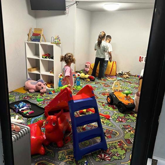 Spatiu Comercial - NITU VASILE Stradal; Echipat pentru Restaurant cu Terasa partial acoperita 140 mp. - 3