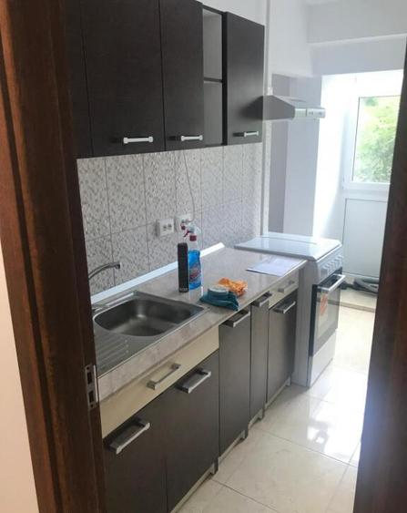 Apartament 3 camere. CENTRAL. Piata Alba Iulia - 10