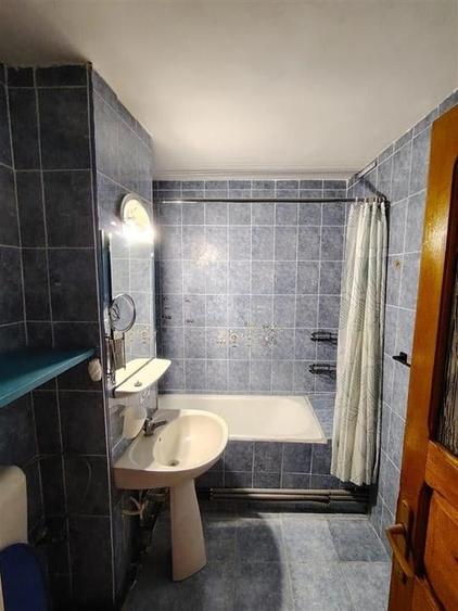 Decomandat 3 camere etaj 3 zona Freidorf - 10