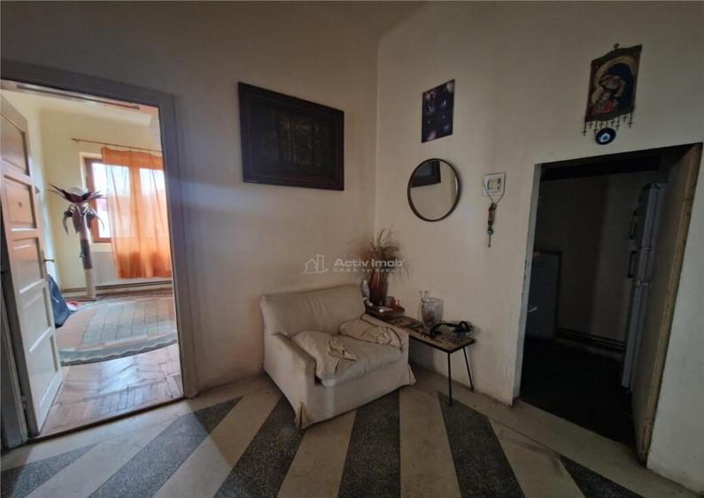 Casa pe sol, teren 372 mp - zona centrala - 4