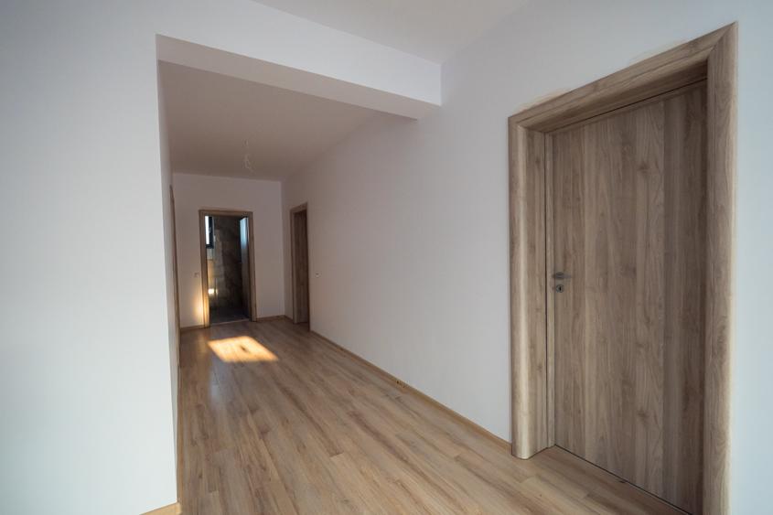 CASA FINALIZATA 4 CAMERE-SOS. PIPERA-TUNARI, BALOTESTI - 11