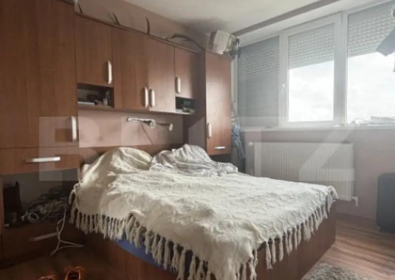 Apartament decomandat cu 3 camere in zona Torontalului - 8