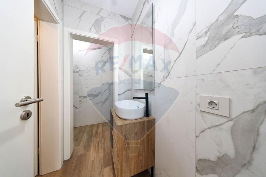 Spatiu comercial de inchiriat, cu terasa, in zona Ultracentral! - 9