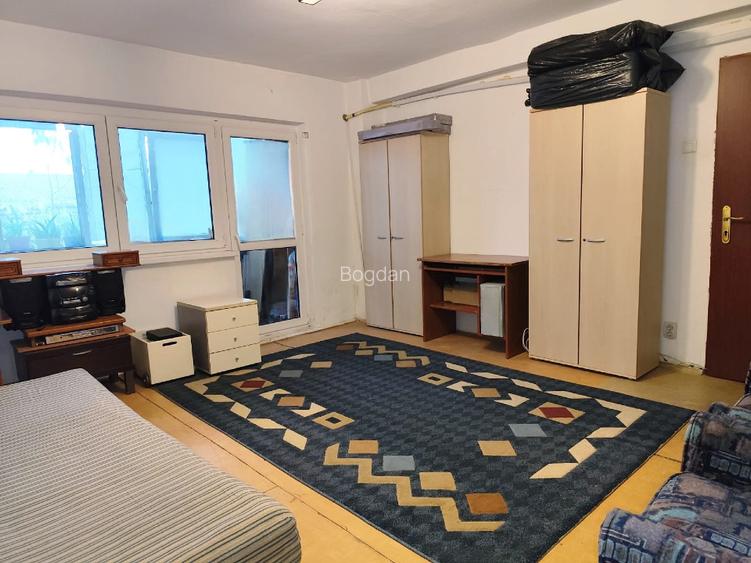 PF apartament 2 camere 64 mp 2 balcoane an 1992 clasa B etaj 4 Baicului zona G