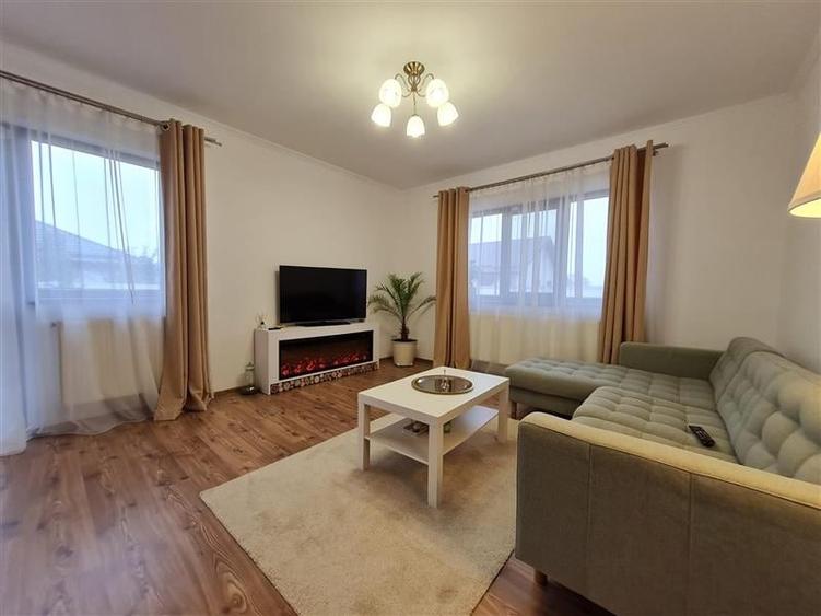 Casa individuala 3 camere de vanzare - 1