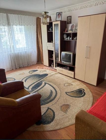 Apartament 3 camere decomandate