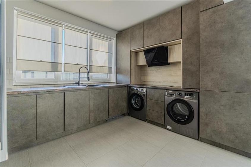 FILM&3D!Penthouse spatios,luminos,terasa generoasa,Maurer,Tractorul,Brasov - 3