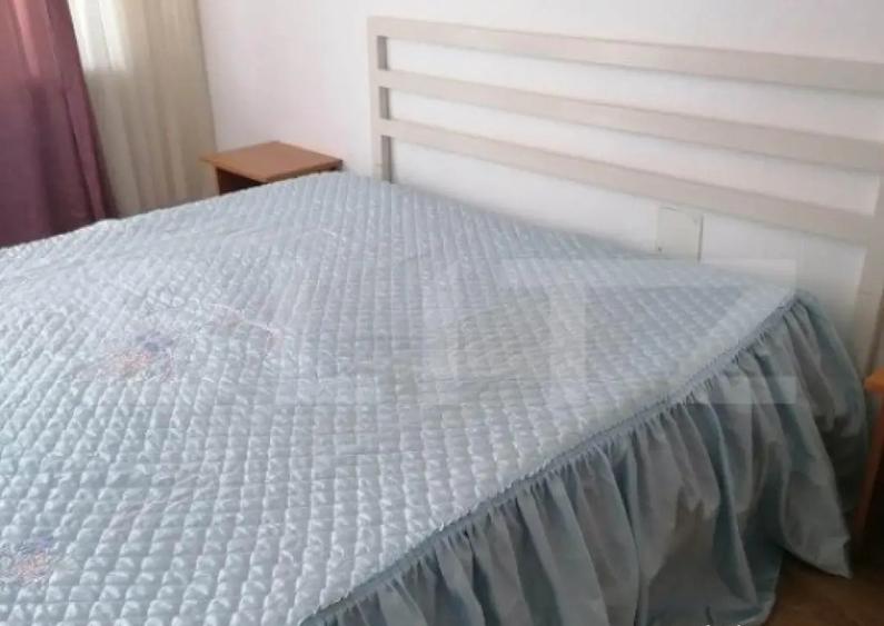 Apartament spatios de vanzare, 5 camere, 93 mp, zona Hotel D - 4