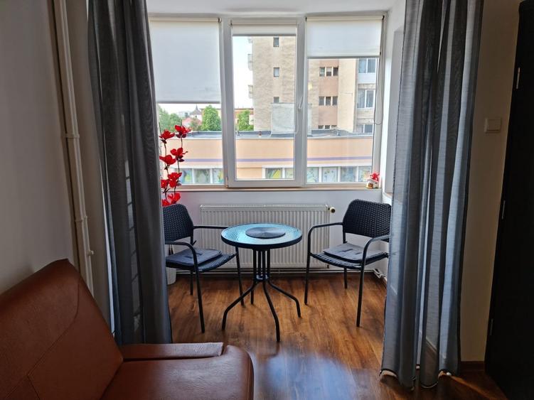 Garsoniera mobilata-utilata modern zona Judetean,320 Euro - 6