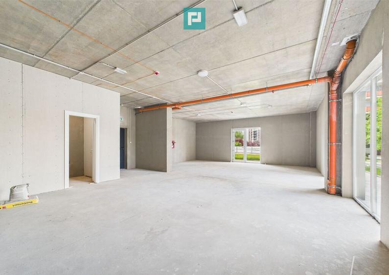 Spa?iu SAD 90 mp vizibilitate ?i trafic intens - 11